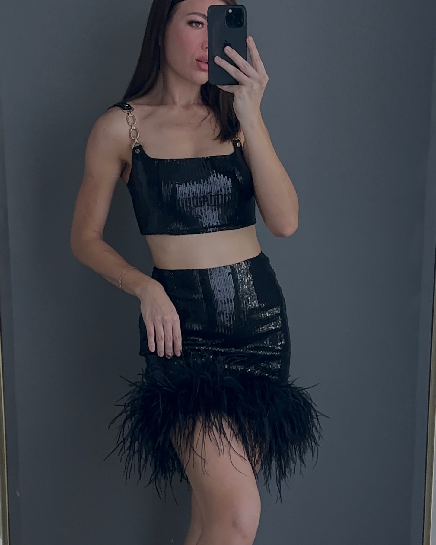Sequin Set with feathers, 2 pc, Black